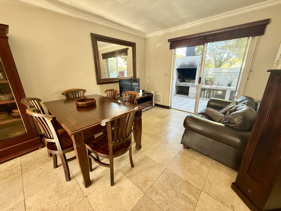 2 Bedroom Property for Sale in Middedorp Western Cape